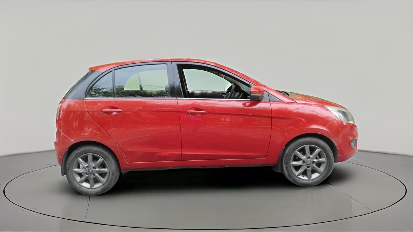 2015 Tata Bolt XT REVOTRON, Petrol, Manual, 1,34,404 km, exterior