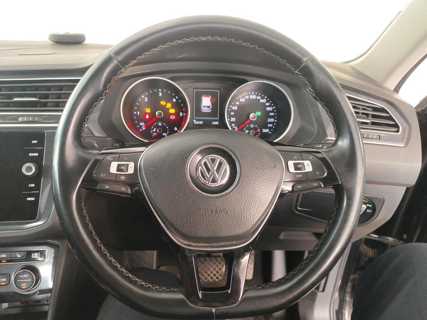2019 Volkswagen TIGUAN HIGHLINE TDI AT, Diesel, Automatic, 1,32,747 km, interior