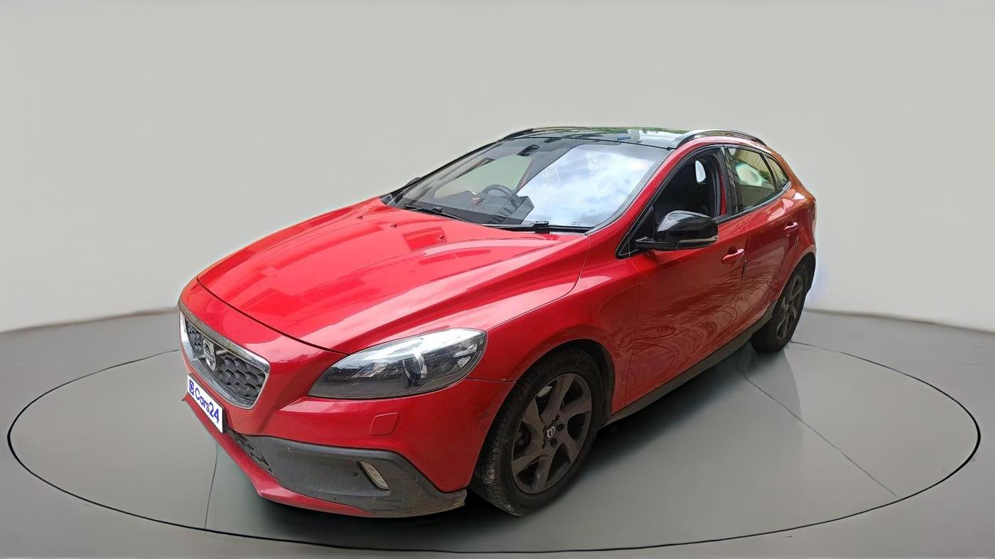 2013 Volvo V40 Cross Country D3, Diesel, Automatic, 1,50,184 km, exterior