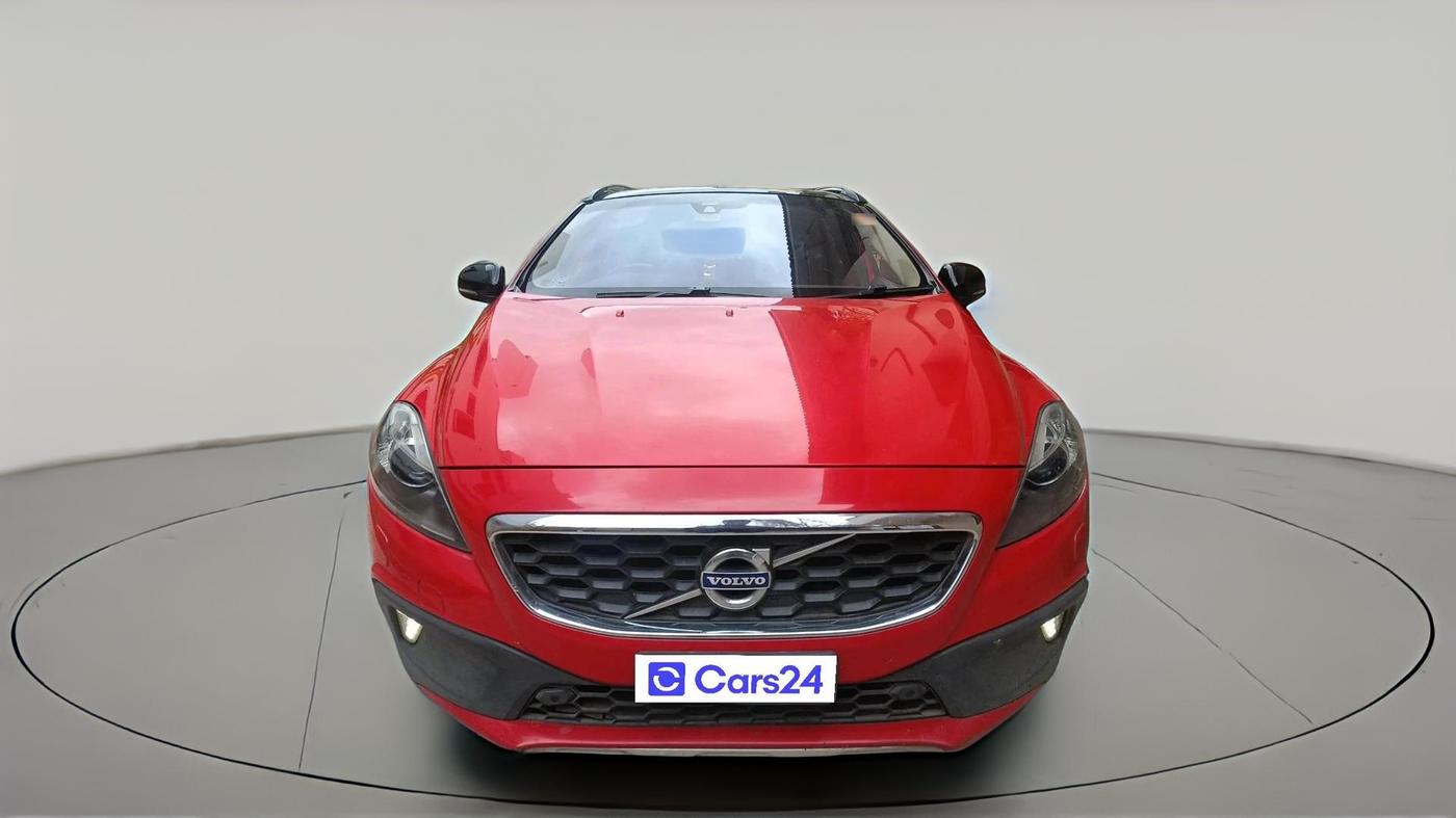 2013 Volvo V40 Cross Country D3, Diesel, Automatic, 1,50,184 km, exterior