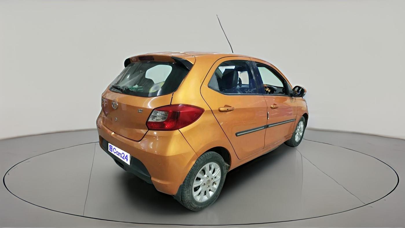 2017 Tata Tiago XZ DIESEL, Diesel, Manual, 1,99,182 km, exterior