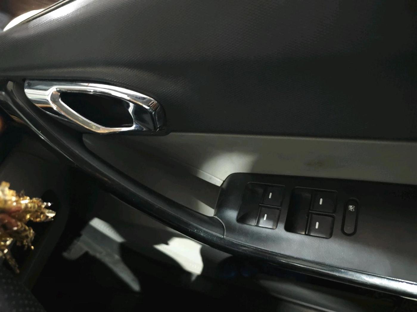2017 Tata Tiago XZ DIESEL, Diesel, Manual, 1,99,182 km, interior