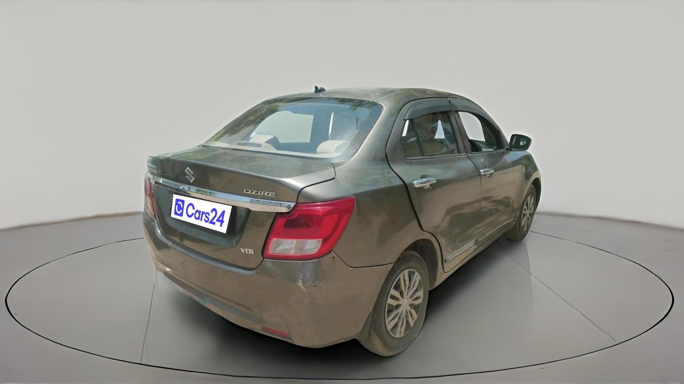 2018 Maruti Dzire VDI, Diesel, Manual, 1,35,053 km, exterior