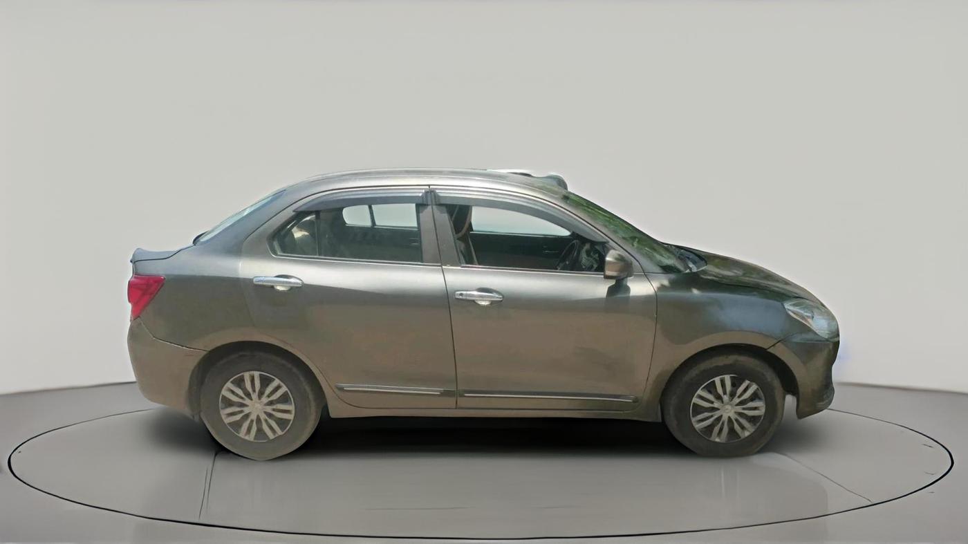 2018 Maruti Dzire VDI, Diesel, Manual, 1,35,053 km, exterior