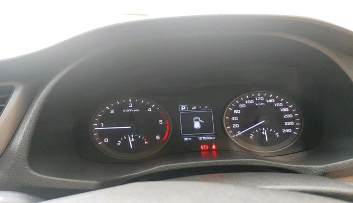 2018 Hyundai Tucson 2WD AT GL DIESEL
, Diesel, Automatic, 1,21,290 km, interior