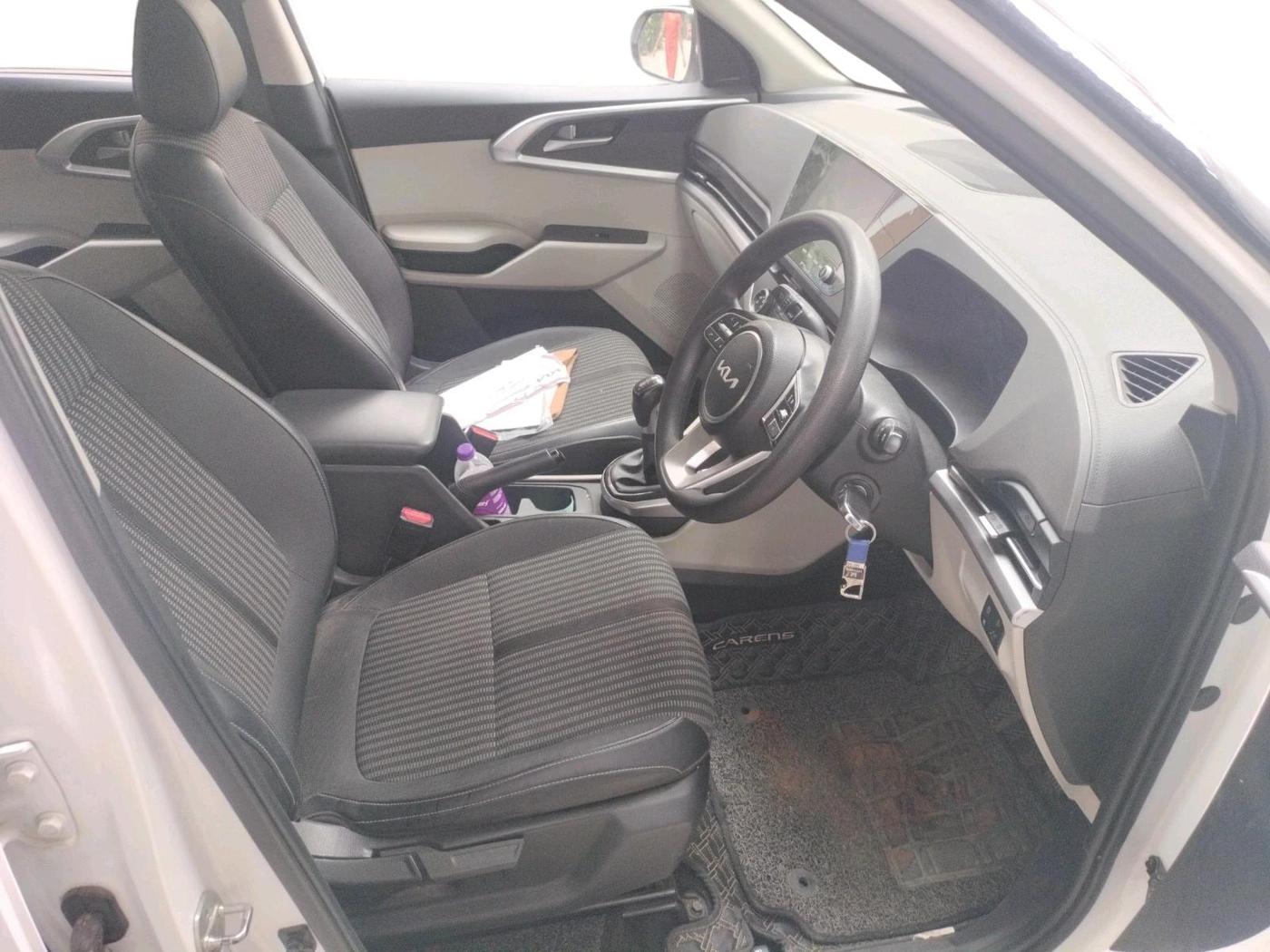2024 KIA CARENS PRESTIGE 1.5 PETROL 7 STR, Petrol, Manual, 60,197 km, interior