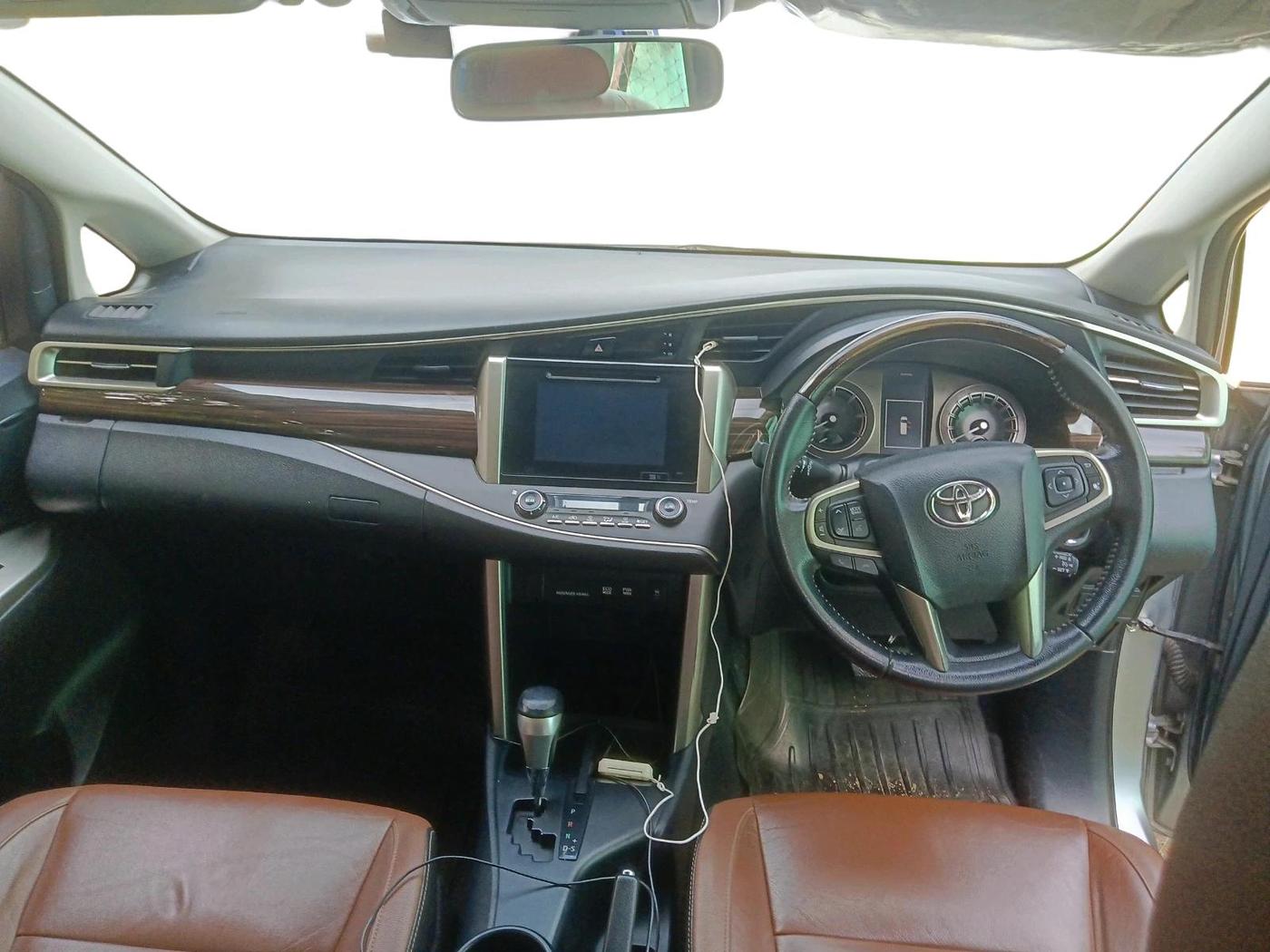 2018 Toyota Innova Crysta 2.8 ZX AT 7 STR, Diesel, Automatic, 1,03,619 km, interior