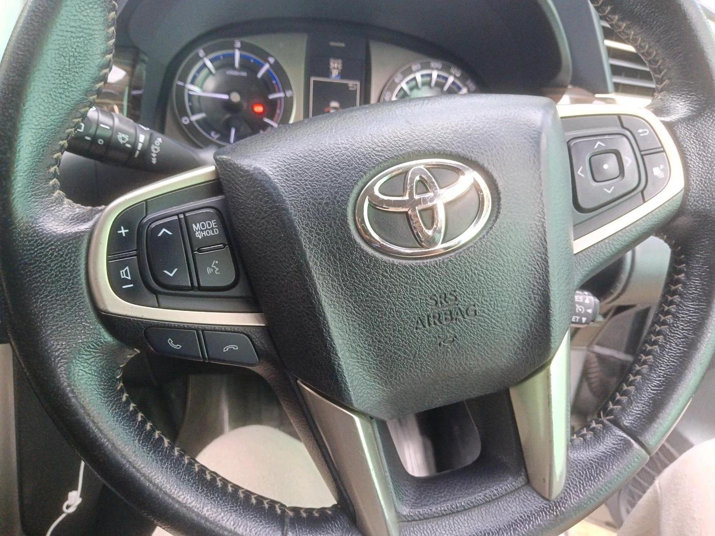 2018 Toyota Innova Crysta 2.8 ZX AT 7 STR, Diesel, Automatic, 1,03,619 km, interior