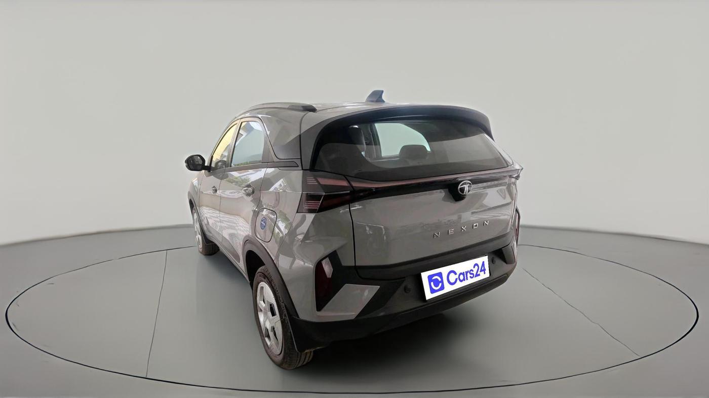 2025 Tata NEXON Pure Plus 1.5 Diesel 6AMT, Diesel, Automatic, 25,845 km, exterior