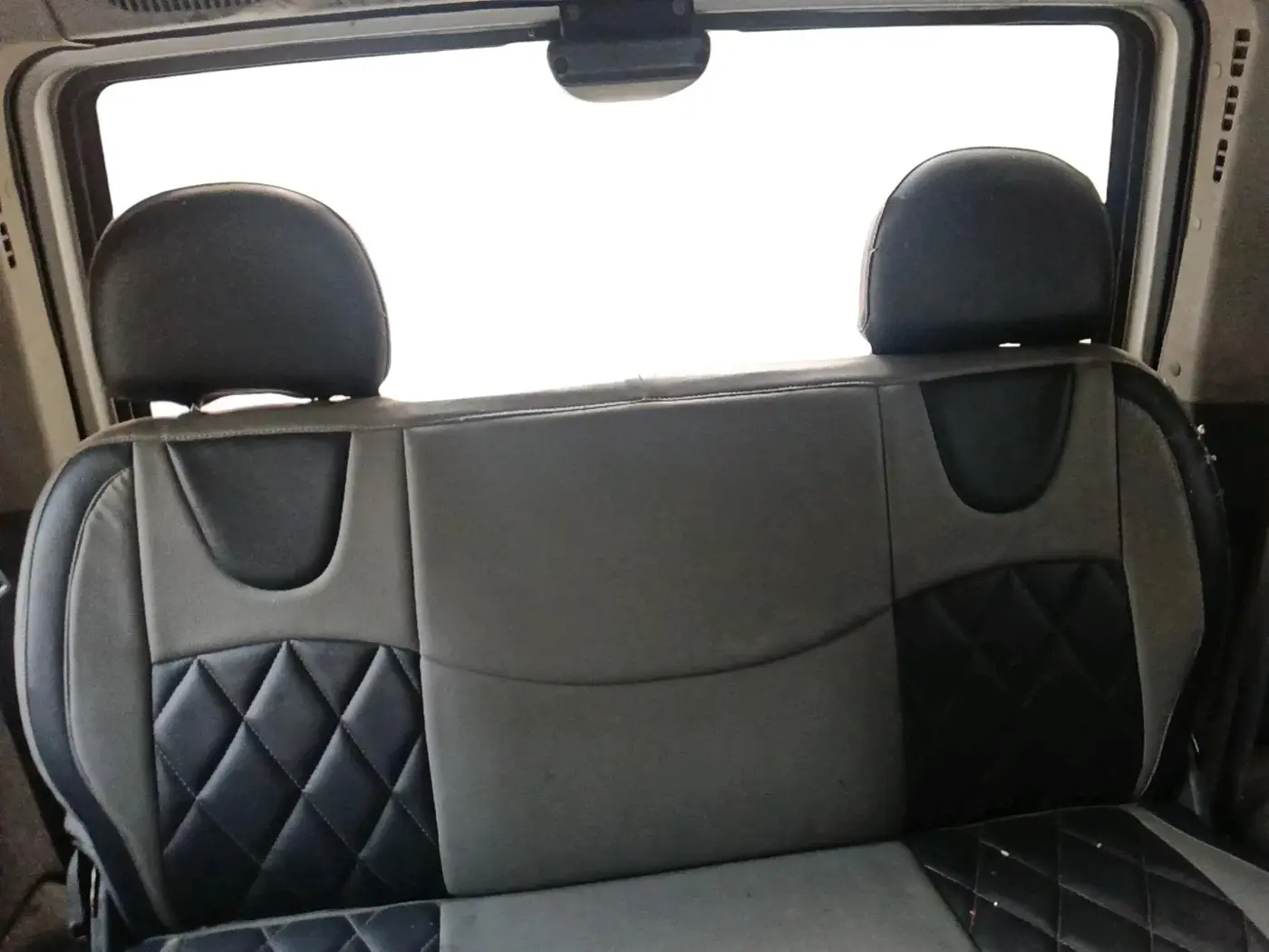 2006 Mahindra Scorpio 2.6 TURBO 8 STR, Diesel, Manual, 1,31,403 km, interior