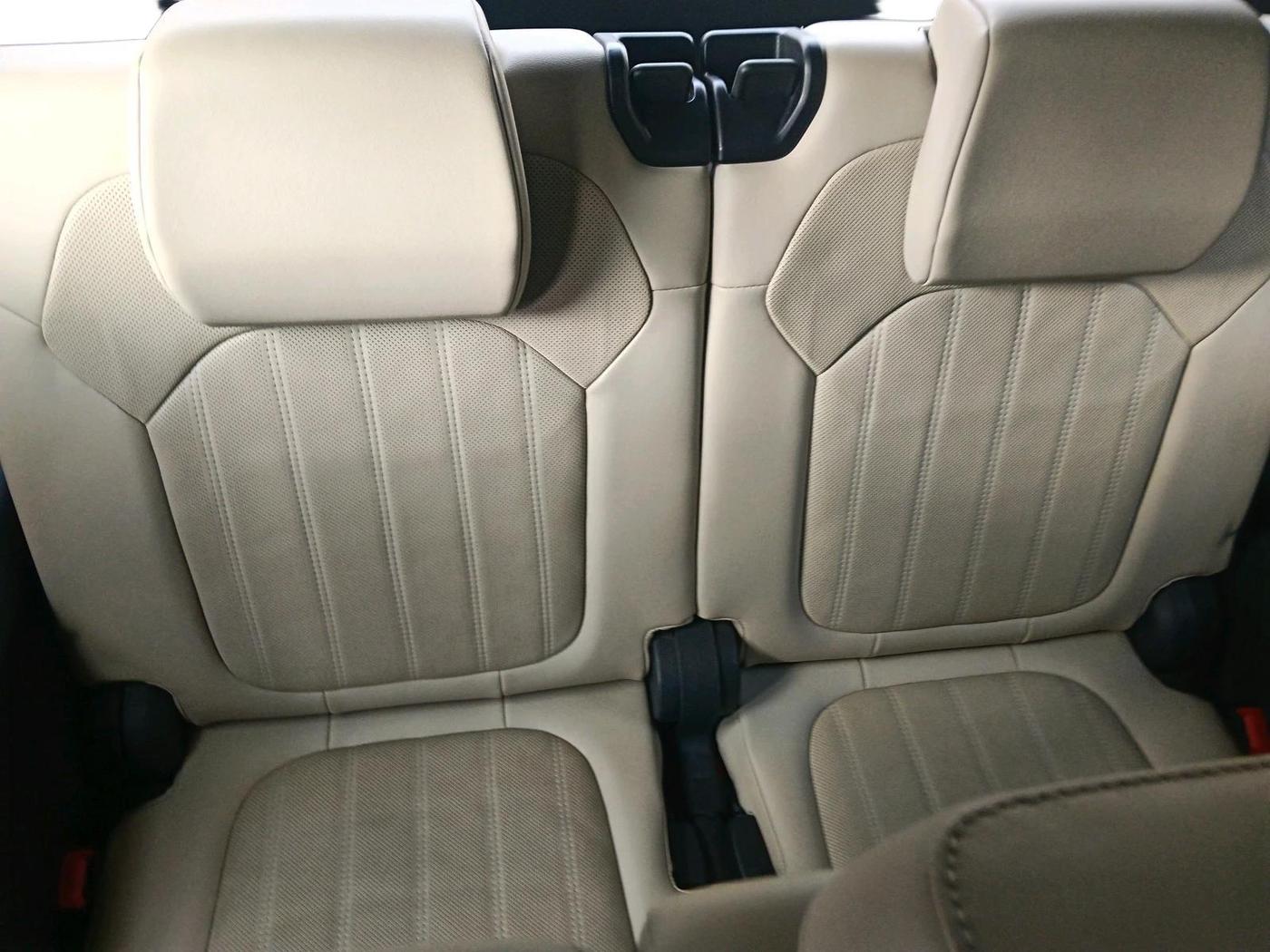 2023 Skoda Kodiaq L&K, Petrol, Automatic, 28,191 km, interior
