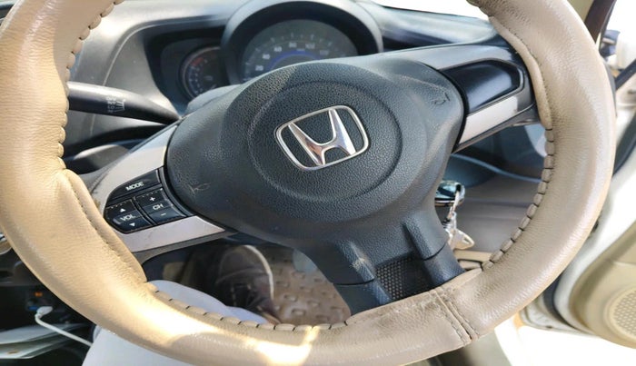 2014 Honda Amaze 1.2L I-VTEC E, Petrol, Manual, 1,83,497 km, interior