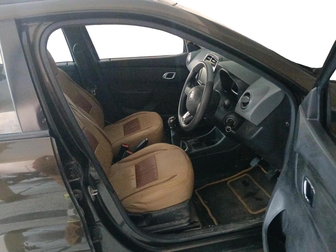 2018 Renault Kwid RXT 0.8, Petrol, Manual, 62,154 km, interior