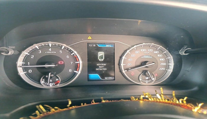 2022 Maruti BREZZA ZXI + SMART HYBRID, Petrol, Manual, 42,105 km, interior