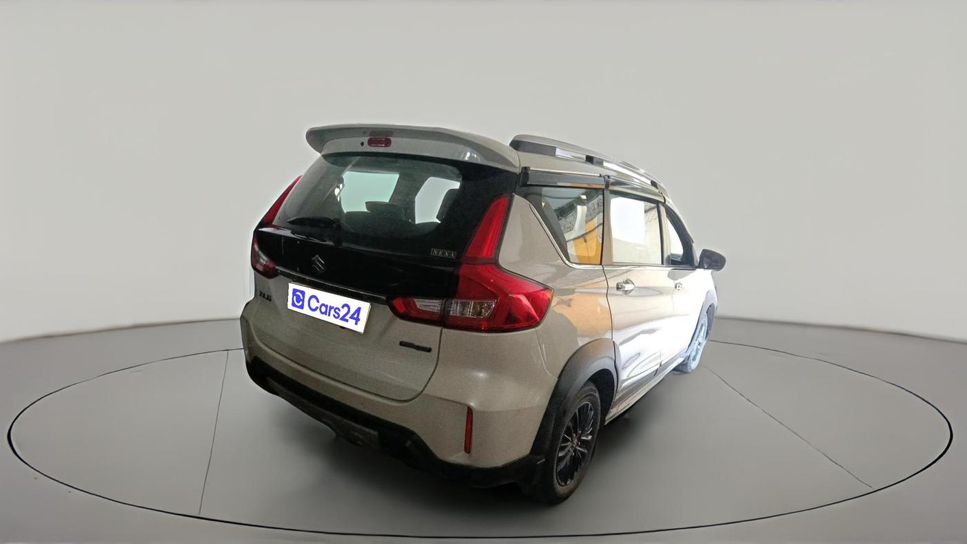 2022 Maruti XL6 ALPHA AT, Petrol, Automatic, 50,725 km, exterior
