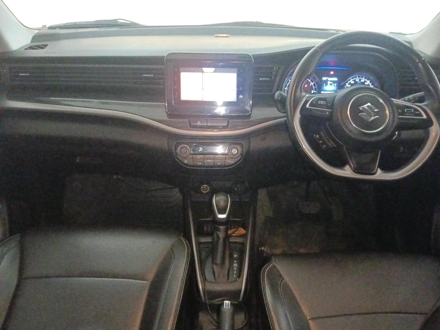 2022 Maruti XL6 ALPHA AT, Petrol, Automatic, 50,725 km, interior