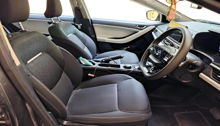 2024 Tata NEXON CREATIVE PLUS S 1.2 REVOTRON 6 AMT DT, Petrol, Automatic, 16,377 km, interior