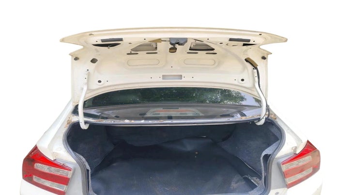 2013 Honda City 1.5L I-VTEC CORPORATE MT, Petrol, Manual, 1,26,098 km, exterior