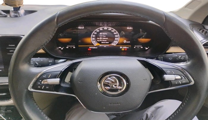 2023 Skoda SLAVIA STYLE 1.0L TSI MT, Petrol, Manual, 19,723 km, interior