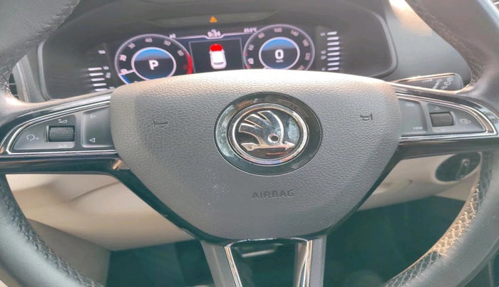 2020 Skoda Karoq STYLE 1.5 TSI AT, Petrol, Automatic, 78,113 km, interior