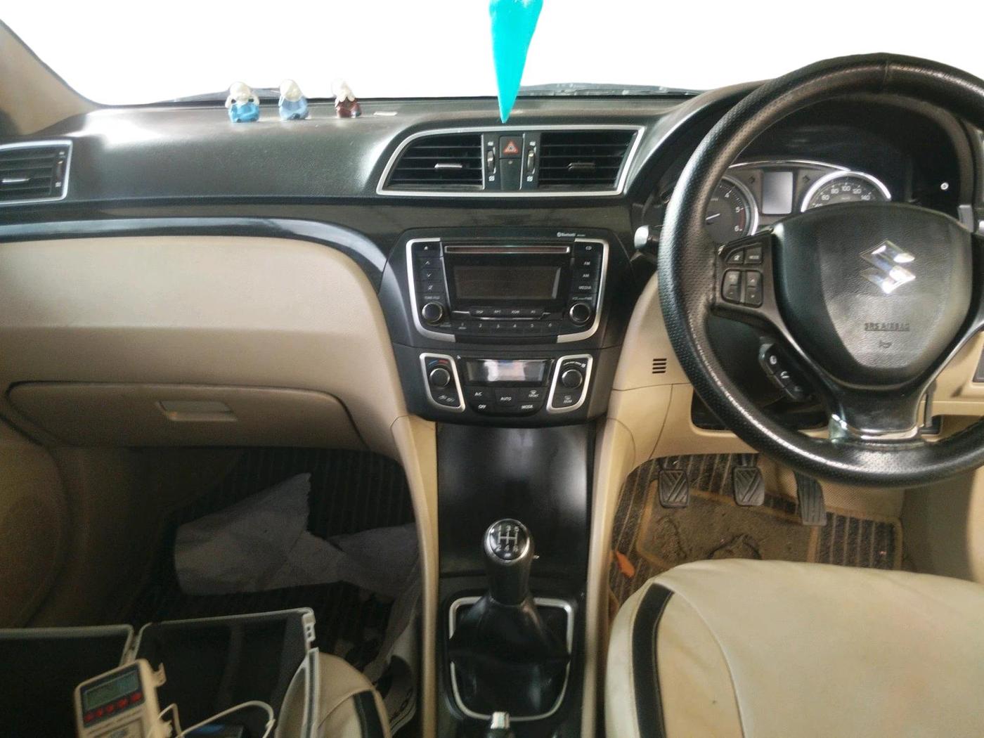 2015 Maruti Ciaz VDI +, Diesel, Manual, 1,27,420 km, interior