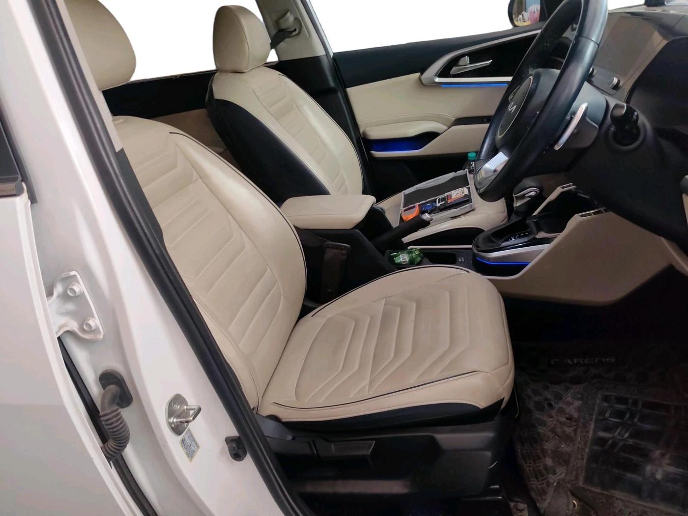 2023 KIA CARENS LUXURY PLUS 1.5 DIESEL AT 6 STR, Diesel, Automatic, 43,453 km, interior