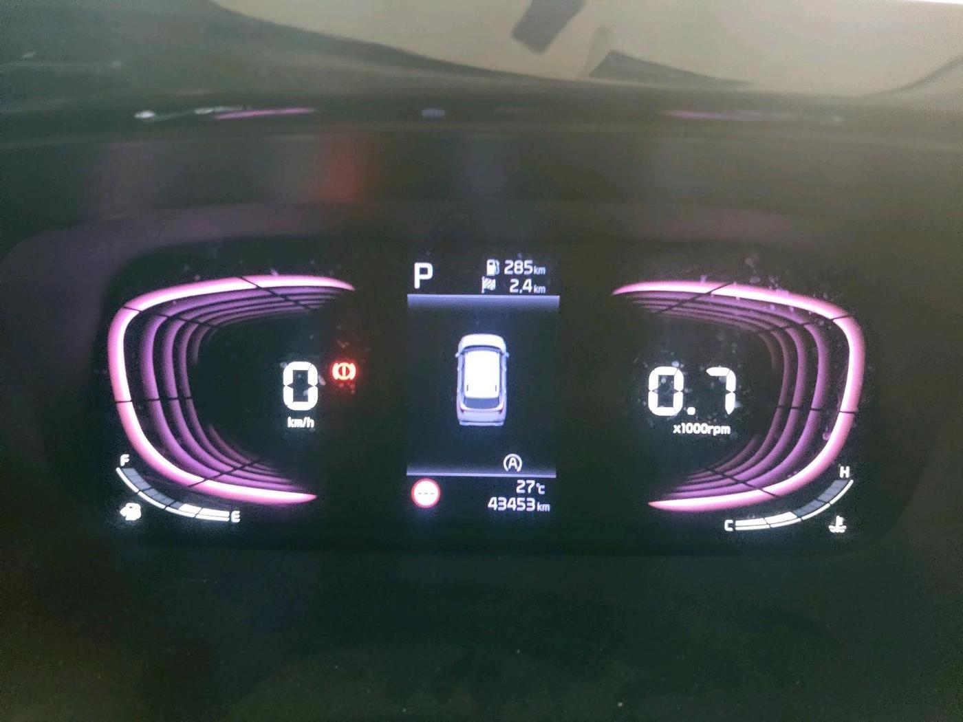 2023 KIA CARENS LUXURY PLUS 1.5 DIESEL AT 6 STR, Diesel, Automatic, 43,453 km, interior