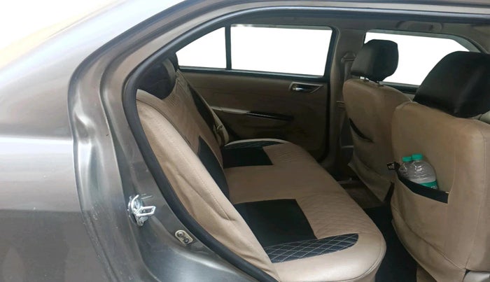 2015 Maruti Swift Dzire VDI, Diesel, Manual, 2,57,015 km, interior