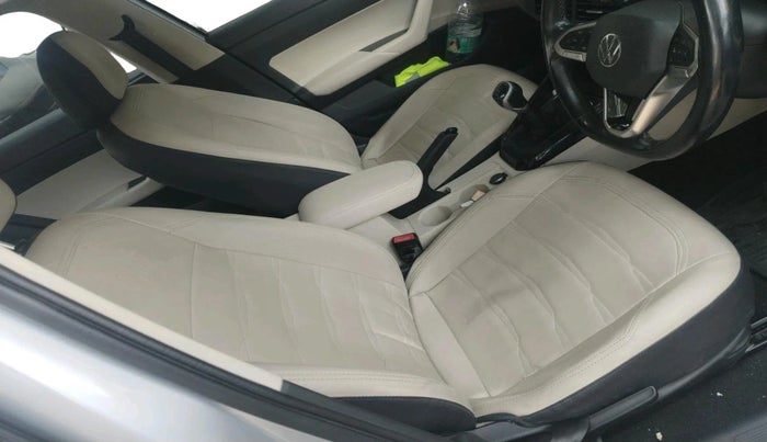 2022 Volkswagen VIRTUS HIGHLINE TSI 1.0 MT, Petrol, Manual, 83,851 km, interior