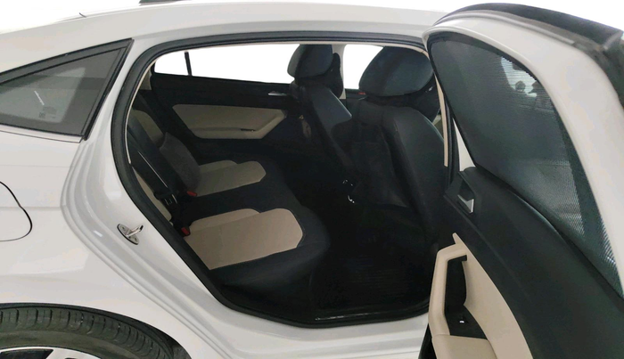2024 Volkswagen VIRTUS Topline 1.0 TSI MT (Electric Seats), Petrol, Manual, 19,188 km, interior