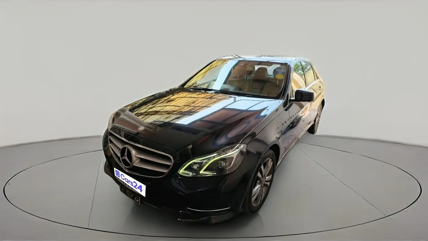 2015 Mercedes Benz E Class E 250 CDI AVANTGARDE, Diesel, Automatic, 1,21,824 km, exterior