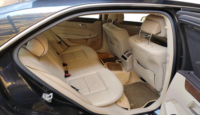 2015 Mercedes Benz E Class E 250 CDI AVANTGARDE, Diesel, Automatic, 1,21,824 km, interior