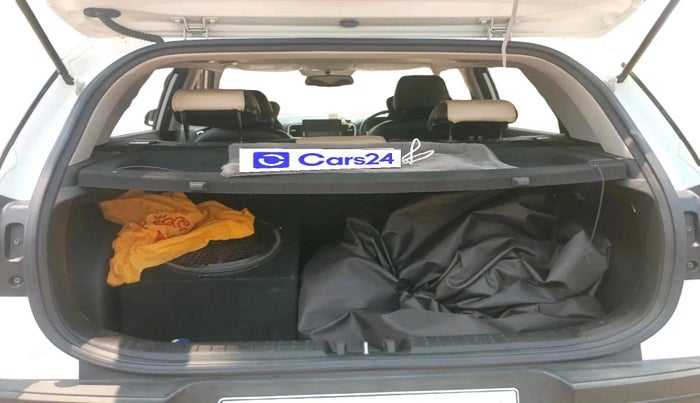 2022 Hyundai VENUE SX 1.2 PETROL, Petrol, Manual, 15,043 km, exterior