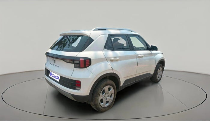 2022 Hyundai VENUE SX 1.2 PETROL, Petrol, Manual, 15,043 km, exterior