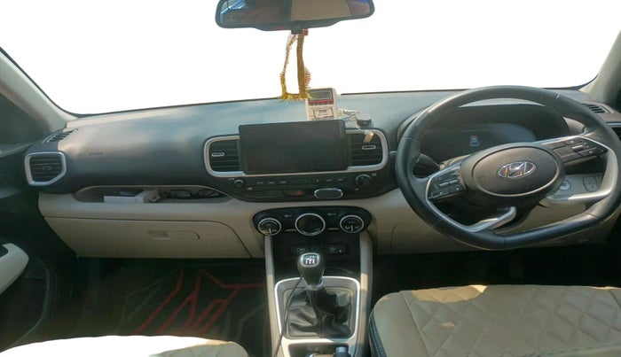 2022 Hyundai VENUE SX 1.2 PETROL, Petrol, Manual, 15,043 km, interior