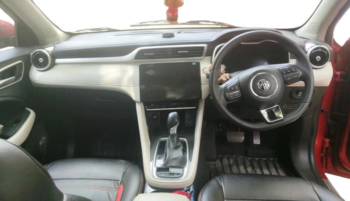 2024 MG ASTOR Select 1.5 CVT (Ivory), Petrol, Automatic, 15,362 km, interior