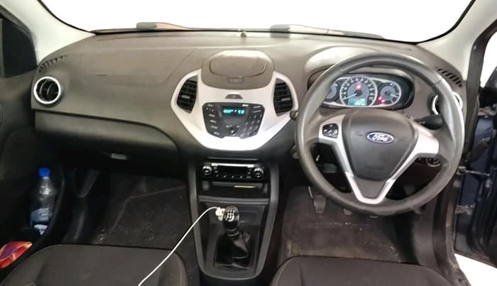 2017 Ford New Figo TITANIUM1.5 DIESEL, Diesel, Manual, 1,40,421 km, interior