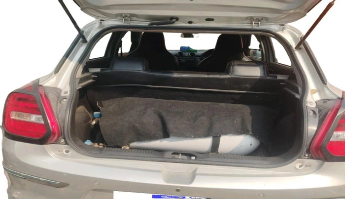 2020 Maruti Swift LXI, CNG, Manual, 59,922 km, exterior