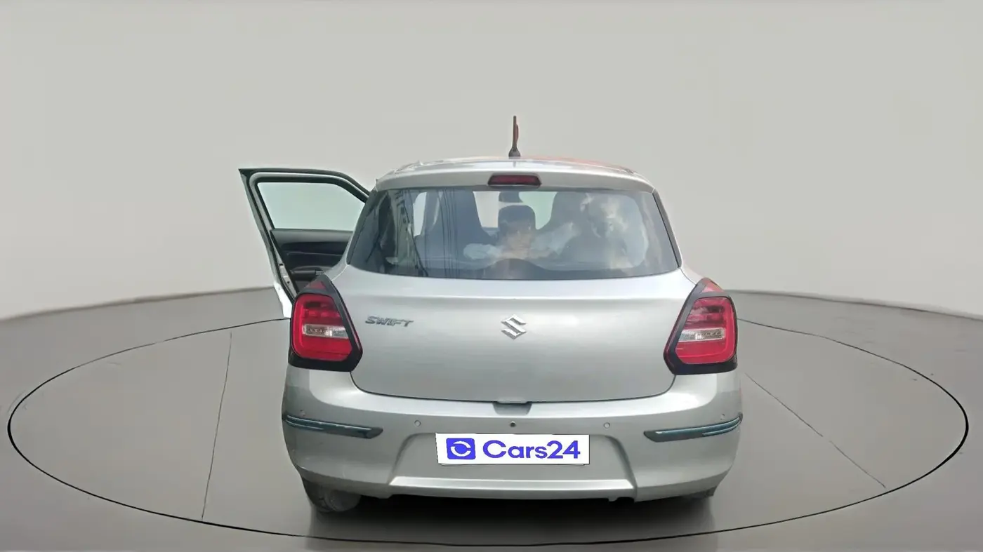 2020 Maruti Swift LXI, CNG, Manual, 59,922 km, exterior