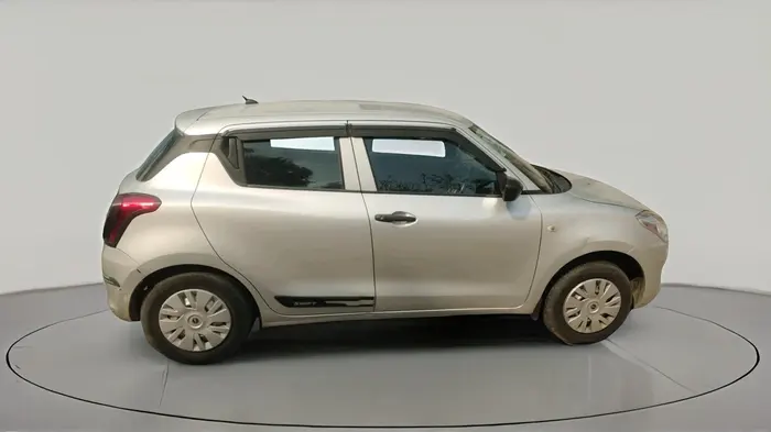 2020 Maruti Swift LXI, CNG, Manual, 59,922 km, exterior