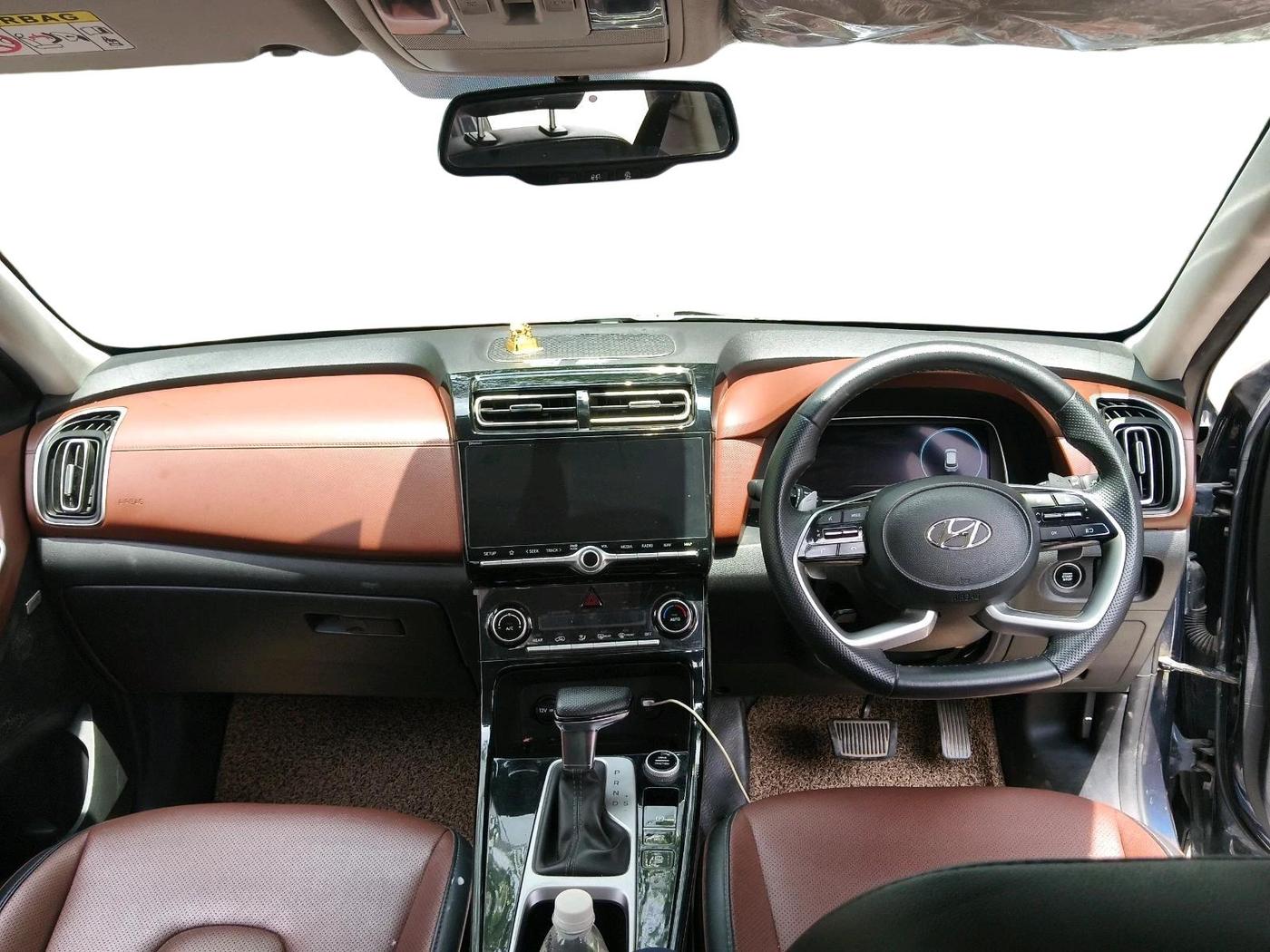 2022 Hyundai ALCAZAR PLATINUM(O) 7STR 1.5 AT, Diesel, Automatic, 75,322 km, interior