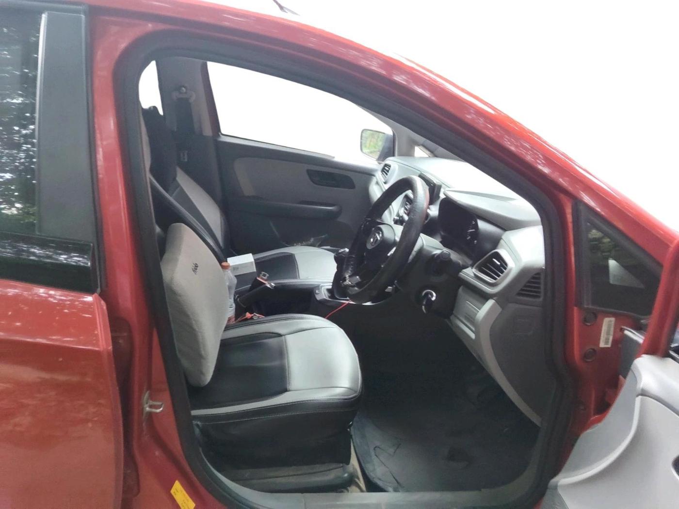 2021 Tata ALTROZ XM DIESEL, Diesel, Manual, 1,39,240 km, interior