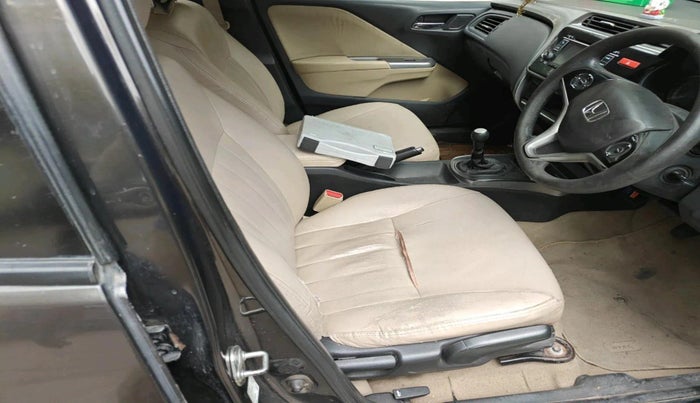 2015 Honda City 1.5L I-DTEC V, Diesel, Manual, 1,24,044 km, interior