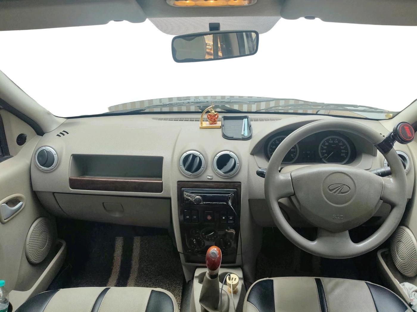 2012 Mahindra Verito 1.5 D6, Diesel, Manual, 1,57,365 km, interior