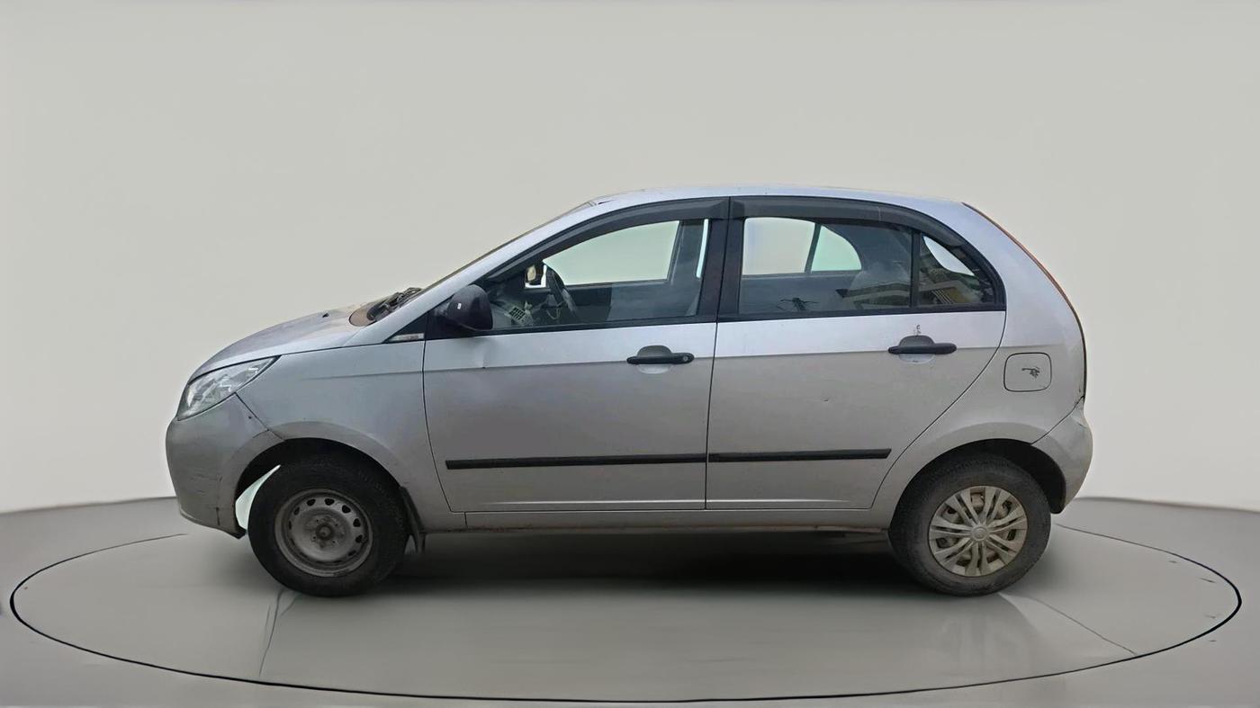 2011 Tata Indica Vista TERRA SAFIRE, Petrol, Manual, 1,05,741 km, exterior