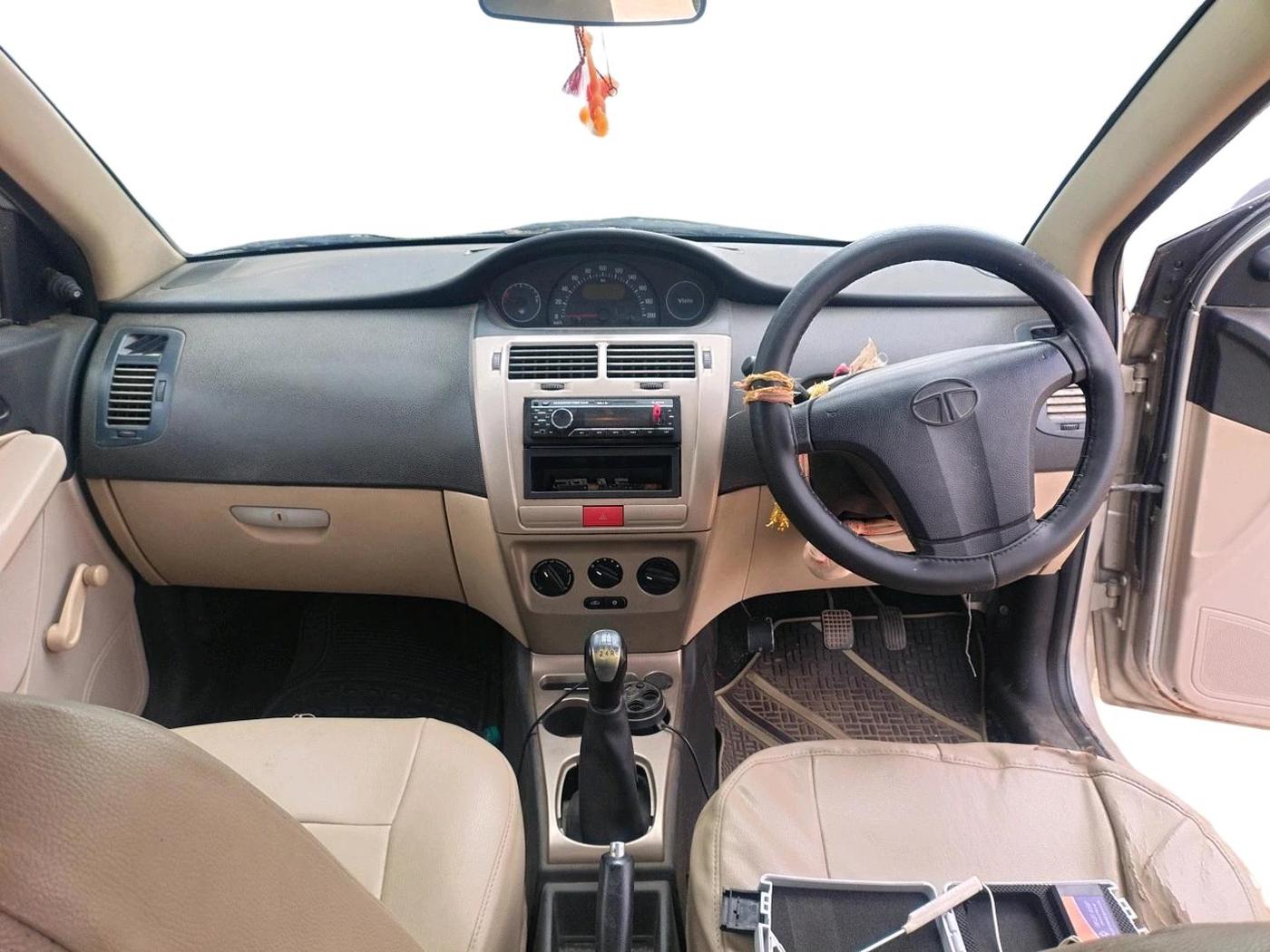 2011 Tata Indica Vista TERRA SAFIRE, Petrol, Manual, 1,05,741 km, interior