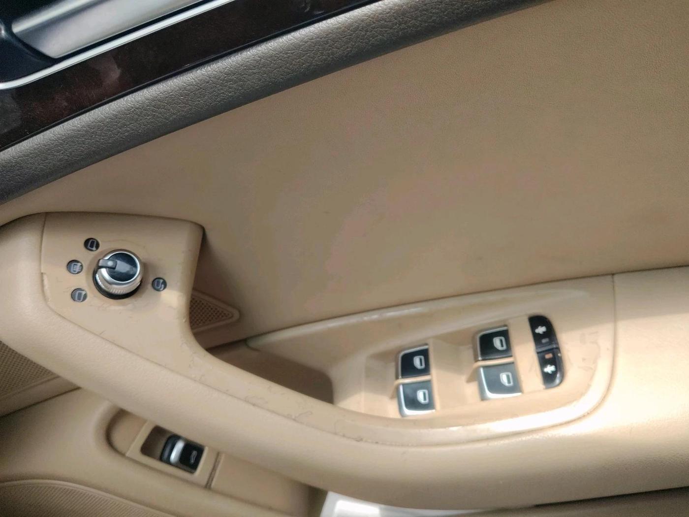 2012 Audi A6 2.0 TDI PREMIUM, Diesel, Automatic, 8,00,000 km, interior