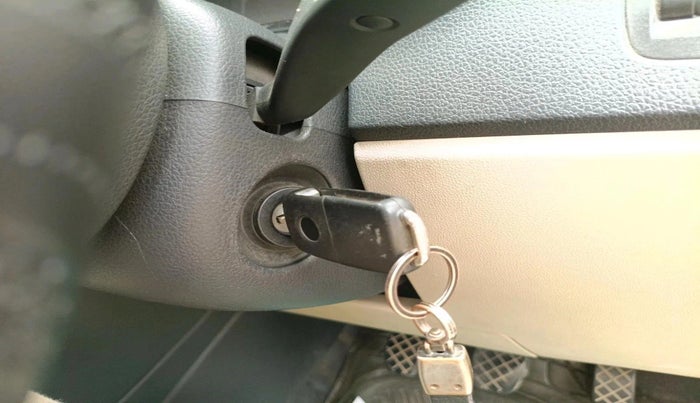 2013 Volkswagen Polo HIGHLINE1.2L, Petrol, Manual, 92,394 km, interior