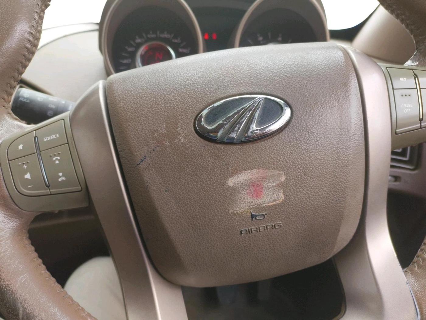 2012 Mahindra XUV500 W8, Diesel, Manual, 1,55,292 km, interior