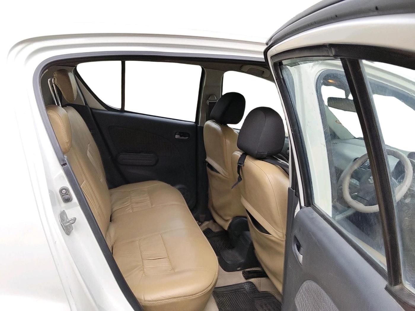 2013 Maruti Ritz VDI, Diesel, Manual, 1,48,666 km, interior